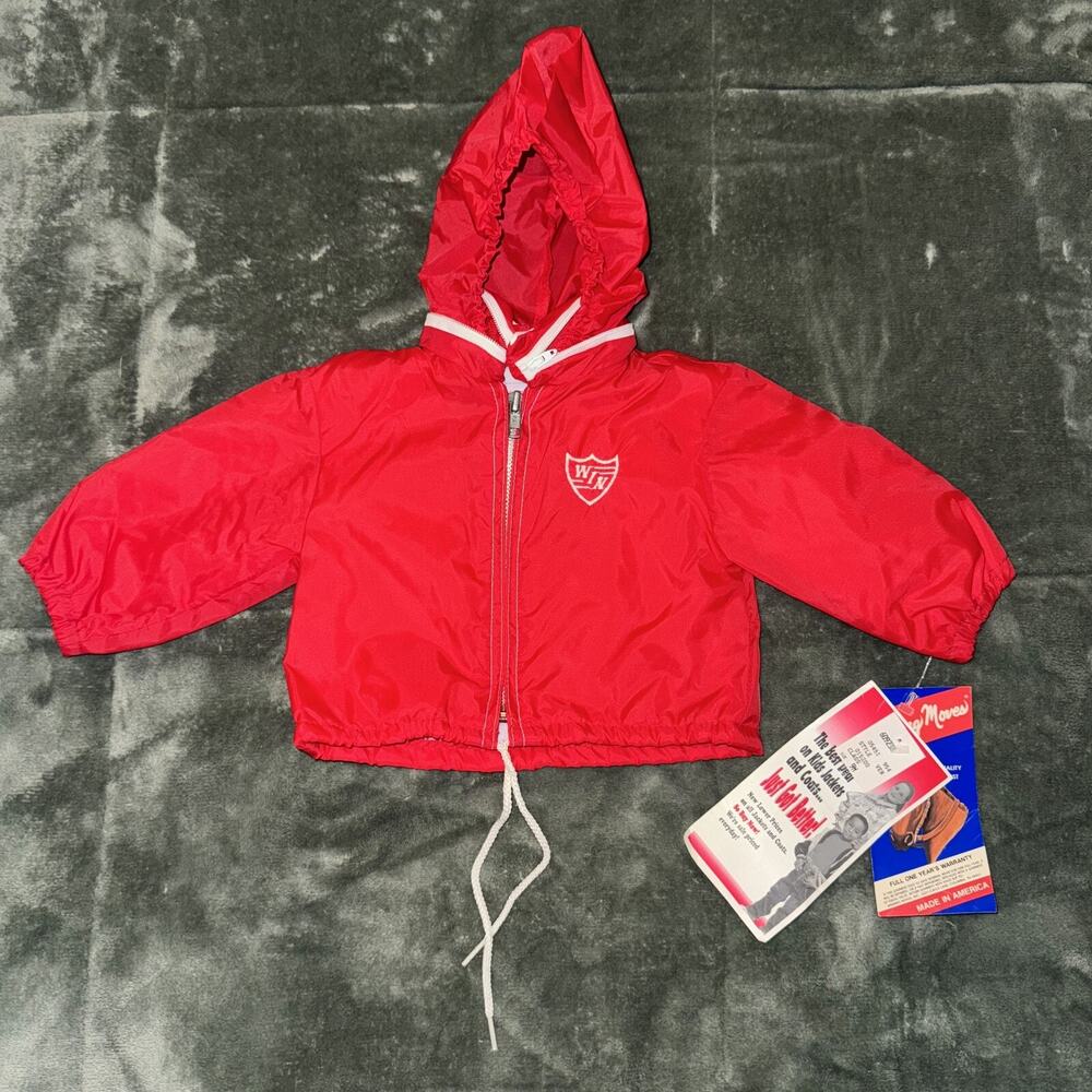 Winning Moves Windbreaker Jacket Kids 9M Red Hooded‎ Full Zip Vintage Dead Stock